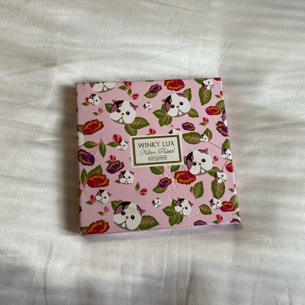 Winky Lux kitten palette